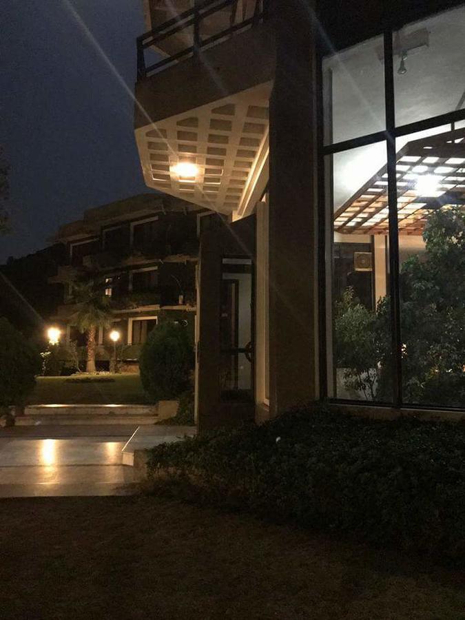 Rock City Resort ミンゴラ エクステリア 写真